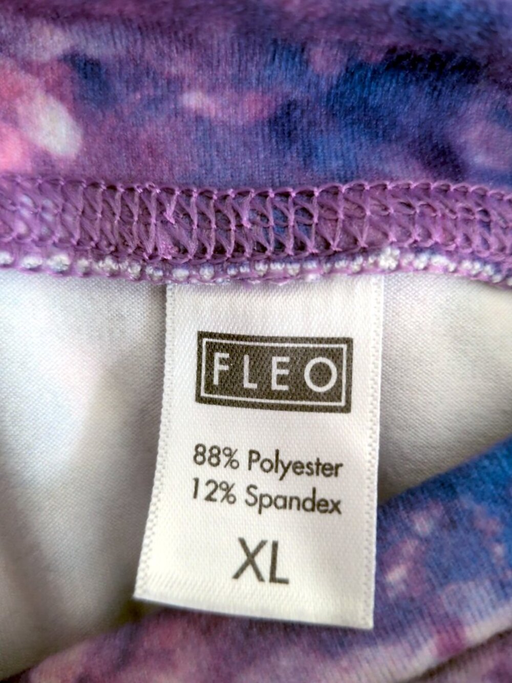 FLEO purple glitter sparkle print 2.5" gym shorts XL mid rise crossfit - Picture 3 of 3